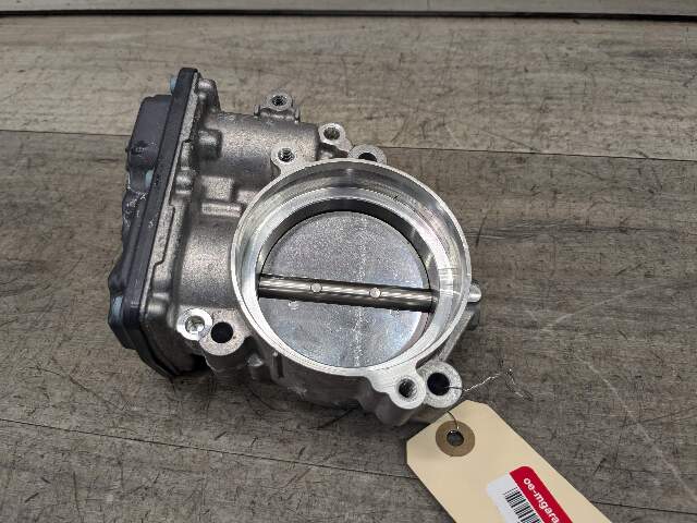 20-24 OEM BMW G01 G05 G12 G20 G30 X3 X5 X7 840 Engine B58 Throttle Body Actuator