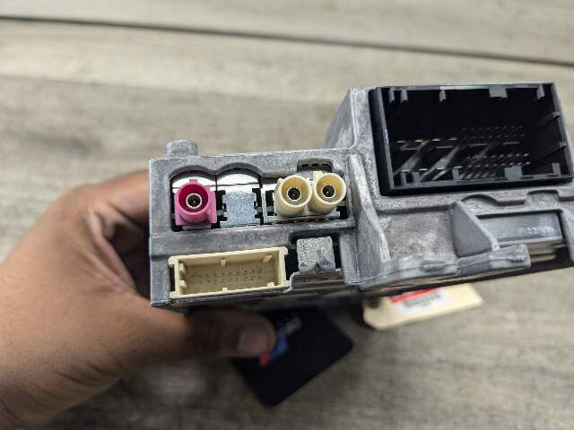 OEM BMW G12 G20 G29 X5 X6 X7 Z4 Radio Audio Sound Amplifier Control Module SDARS