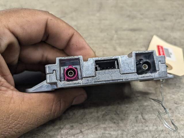 OEM BMW G01 G02 G05 G07 X3 X4 X5 X7 Z4 LTE Compensator GPS Control Module