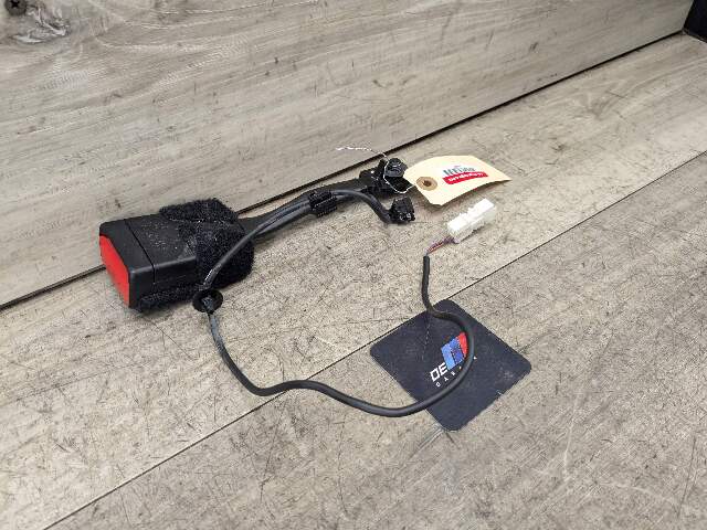 OEM BMW F39 F48 G29 X1 X2 Z4 FRONT Left Right Side Seatbelt Seat Belt Buckle