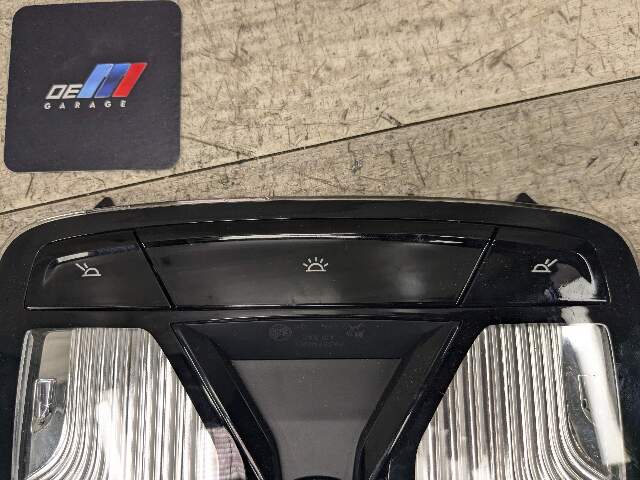 OEM BMW G01 G02 G05 G20 G30 F90 M5 Front Roof Console Dome Light SOS Switch