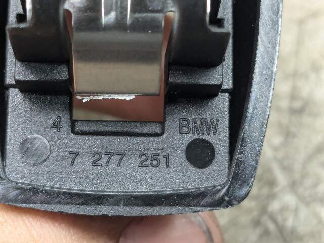 OEM BMW F15 F30 F32 F33 F36 G20 Left Right Interior Sun Shade Visor Clips SET
