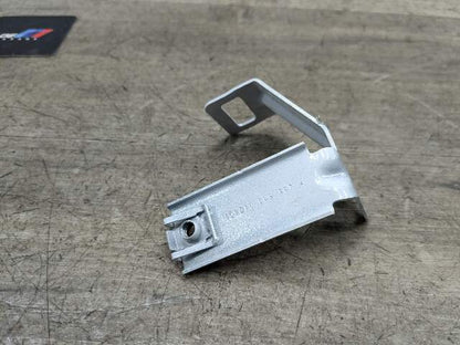 19-24 OEM BMW G29 Z4 Front Left Driver Side Fender Holder Bracket SET