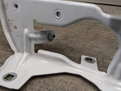 19-24 OEM BMW G29 Z4 Front Right Passenger Side Fender Holder Bracket SET
