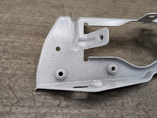 19-24 OEM BMW G29 Z4 Front Right Passenger Side Fender Holder Bracket SET