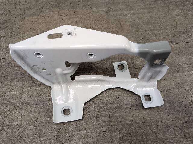 19-24 OEM BMW G29 Z4 Front Right Passenger Side Fender Holder Bracket SET