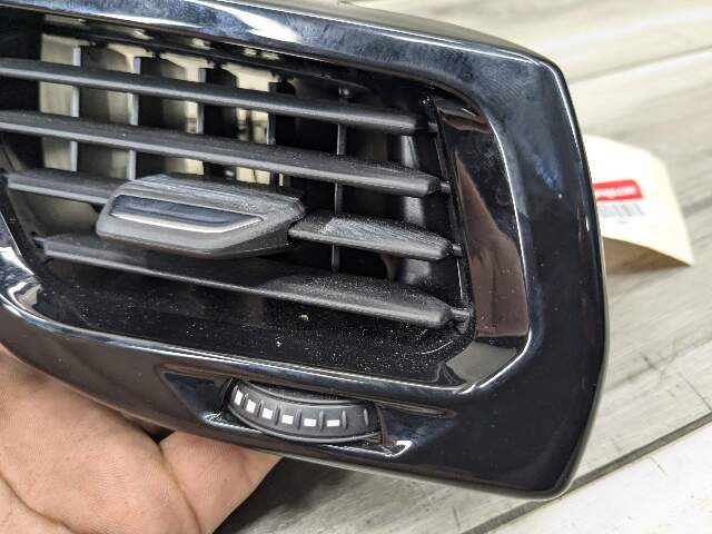 19-24 OEM BMW G29 Z4 Right Passenger Side Air AC Vent Dash Grille Trim