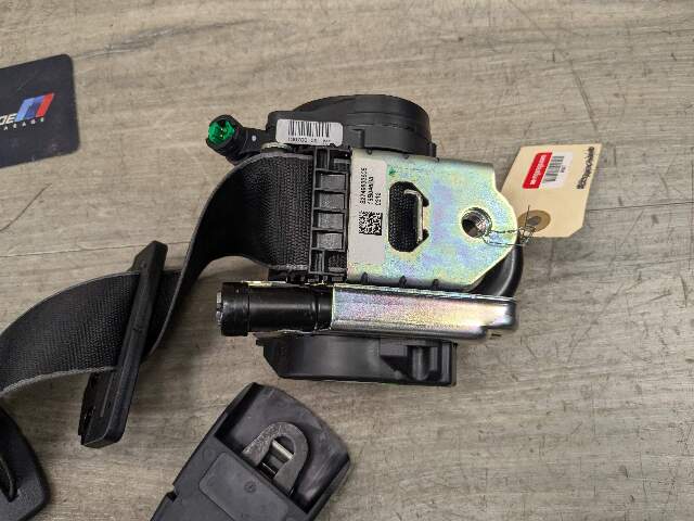 19-24 OEM BMW G29 Z4 Front Right Passenger Upper Seatbelt Seat Belt Retractor