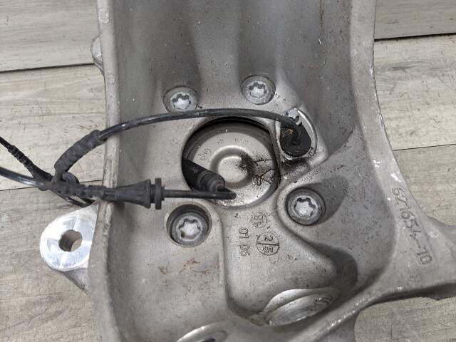 19-24 OEM BMW G29 Z4 30 M40 RWD FRONT Left Driver Hub Spindle Knuckle Bearing