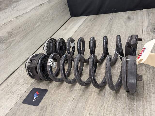 19-24 OEM BMW G29 Z4 RWD Rear Left Right Suspension Coil Springs PAIR