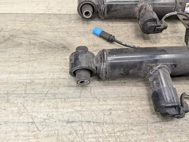 19-24 OEM BMW G29 Z4 M40 REAR Left Right Adaptive Strut Shock Absorber SET