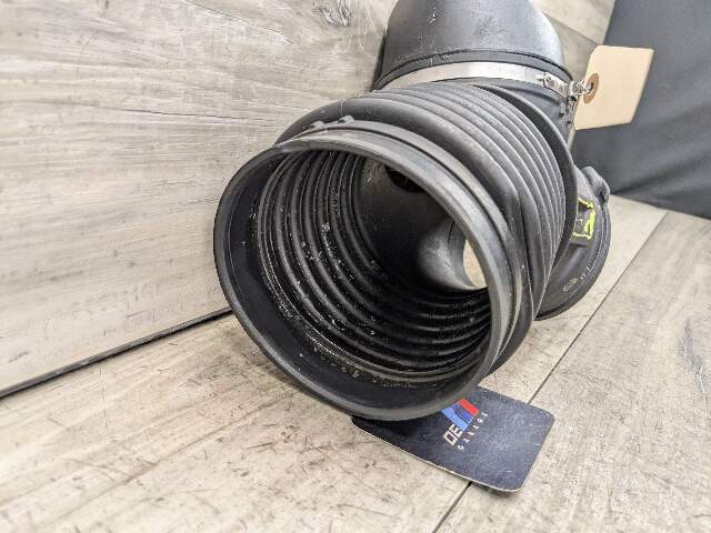OEM BMW G29 Z4 Air Intake Muffler Hose