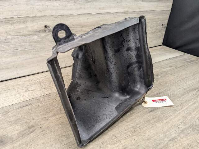 19-24 OEM BMW G29 Z4 M SPORT Right Passenger Side Radiator Air Duct Vent Bracket