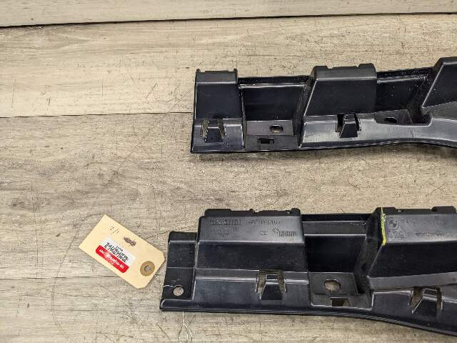 19-24 OEM BMW G29 Z4 Right Passenger Side Skirt Rocker Panel Mount Bracket