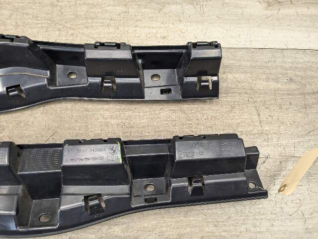 19-24 OEM BMW G29 Z4 Left Driver Side Skirt Rocker Panel Mount Bracket
