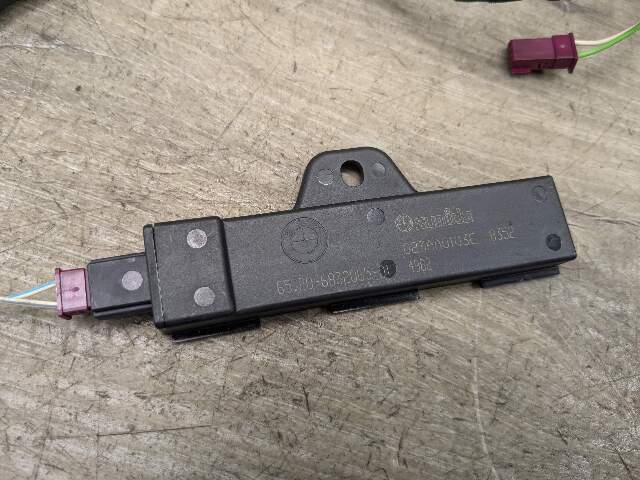 OEM BMW G29 Z4 Inner Keyless Entry Antenna Control Module Wire Harness