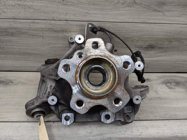 OEM BMW G29 Z4 REAR Right Passenger Side Hub Spindle Knuckle Bearing