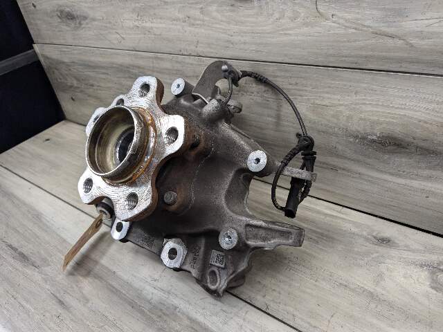 OEM BMW G29 Z4 REAR Right Passenger Side Hub Spindle Knuckle Bearing