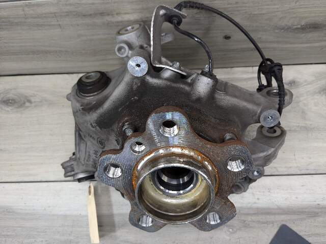 OEM BMW G29 Z4 REAR Right Passenger Side Hub Spindle Knuckle Bearing