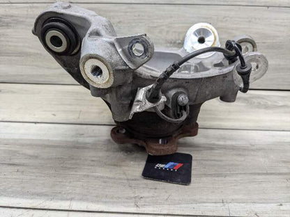 OEM BMW G29 Z4 REAR Right Passenger Side Hub Spindle Knuckle Bearing