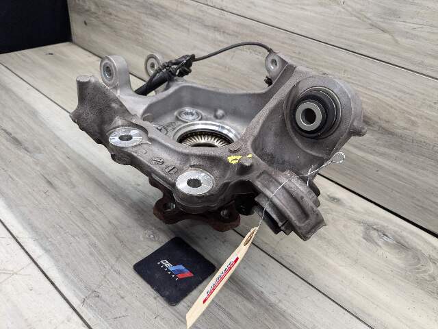 OEM BMW G29 Z4 REAR Right Passenger Side Hub Spindle Knuckle Bearing