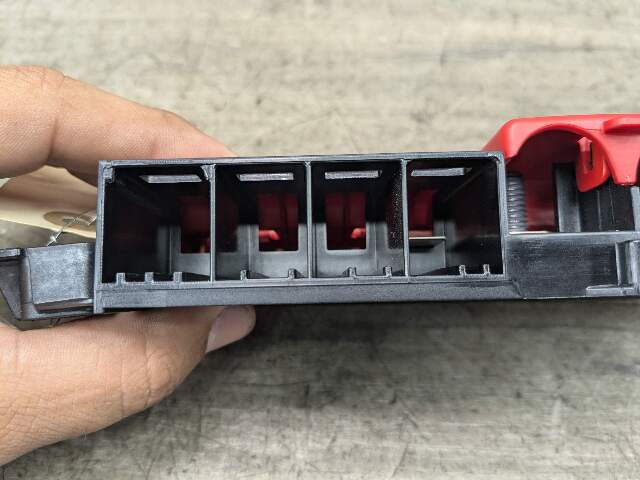 OEM BMW G20 G26 G80 330 M340 Positive Battery Junction Terminal Control Fuse Box