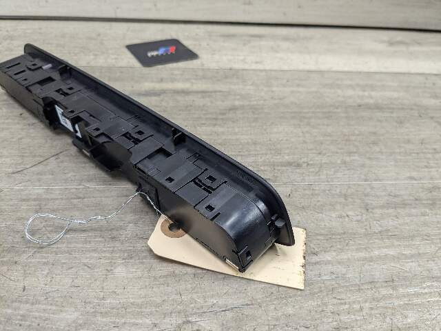 OEM BMW G20 G22 G23 G80 G82 G83 M3 M4 Control Panel Radio Media Buttons Control