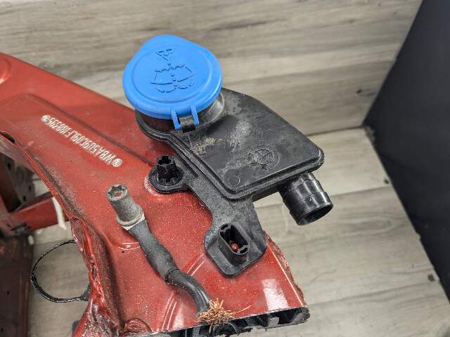 19-21 OEM BMW G20 330 M340 Front Right Passenger SIde Apron CUT Supporting Strut