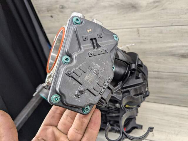 18-24 OEM BMW G01 G20 G22 G23 G26 G30 330 430 530 X3 Engine B46 Intake Manifold