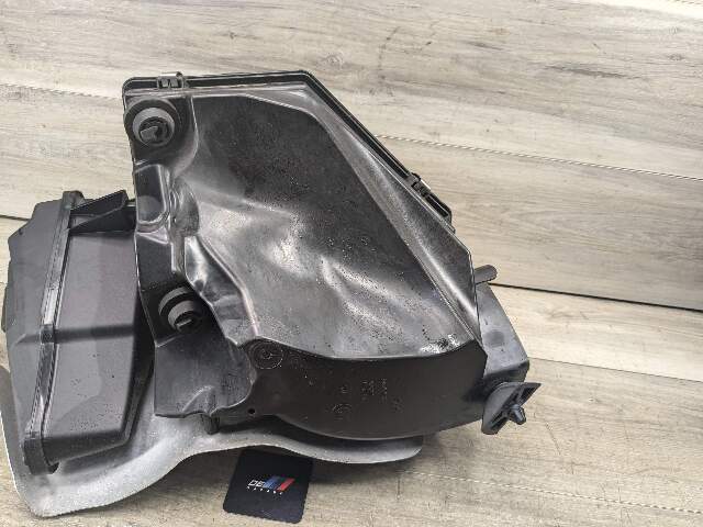 OEM BMW G20 G22 G23 M340 M440 B58 Engine AirBox Air Box Filter Cleaner Housing