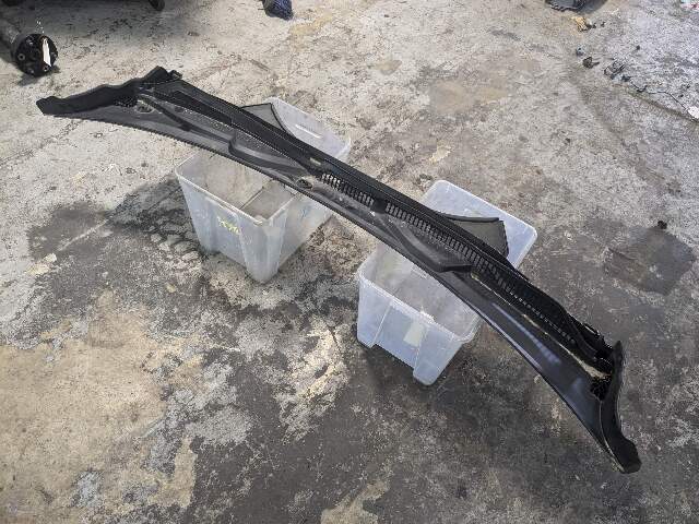 OEM BMW G20 G22 G23 G80 G82 G83 M3 M4 Front Windshield Cowl Trim Cover Panel