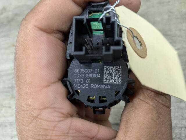 17-23 OEM BMW G30 G32 530 540 M550 Engine Start Stop Button Push Dash Switch