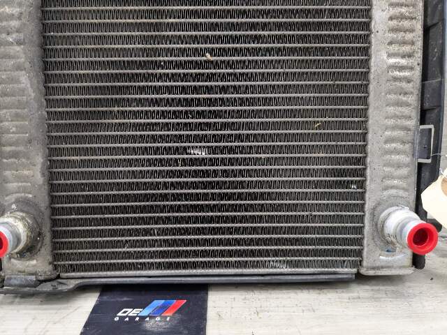 18-24 OEM BMW G12 G14 G16 G30 F90 F93 M5 M8 Second Auxiliary Coolant Radiator