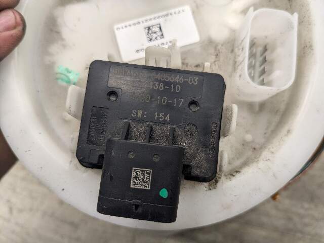 18-20 OEM BMW G30 M550 Engine N63R Gas Tank Mount Fuel Pump w/ Sending Unit