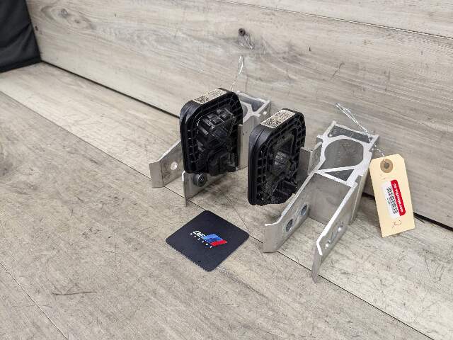 OEM BMW G20 G22 G23 330 M340 430 Radiator Carrier Support Bracket Left Right SET