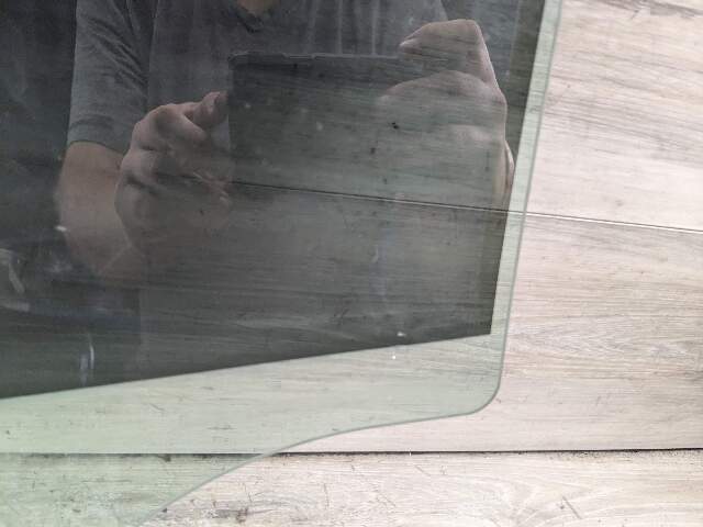 OEM BMW G30 F90 530 540 M550 M5 REAR Right Passenger Door Window Glass Tinted