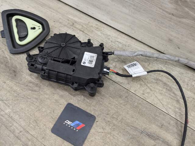 18-21 OEM BMW G30 M550 F90 M5 Trunk Lid Actuator Latch Lock System Assembly