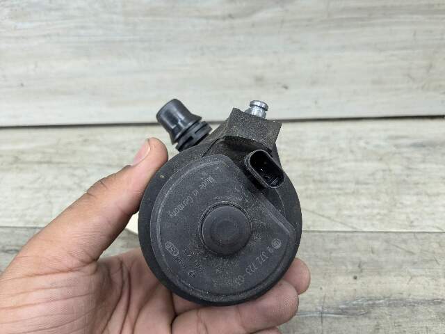 OEM BMW F90 F93 G11 G12 G16 G30 M5 Engine Electric Auxiliary Water Coolant Pump