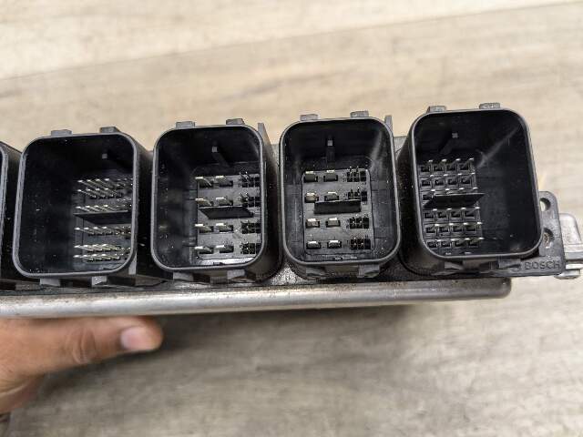 OEM BMW G30 G11 G12 DME ECU N63R Engine Control Unit Module Computer DME 880