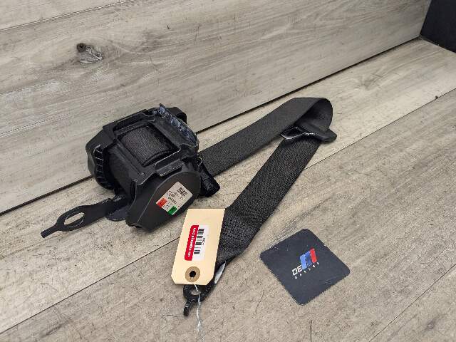 OEM BMW F90 M5 G30 530 540 Rear Left Right Upper Seatbelt Seat Belt Retractor