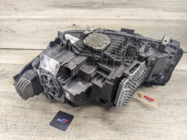 17-20 OEM BMW F90 G30 540 M550 M5 Right Passenger ICON LED Adaptive Headlight