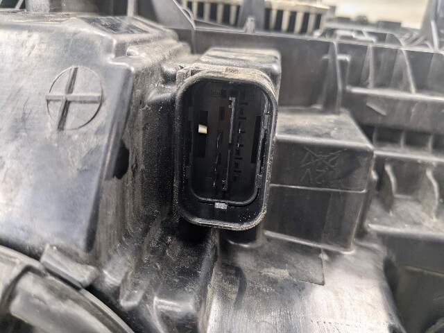 17-20 OEM BMW F90 G30 540 M550 M5 Right Passenger ICON LED Adaptive Headlight