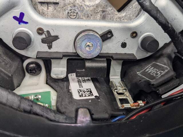 *OEM BMW F90 M5 G30 530 540 M550 M SPORT Leather Steering Wheel w/ Shifters