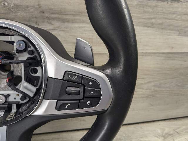 *OEM BMW F90 M5 G30 530 540 M550 M SPORT Leather Steering Wheel w/ Shifters