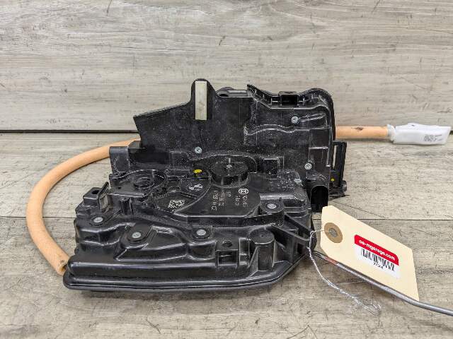 OEM BMW G05 G06 G07 G12 G16 G30 Rear RIGHT Door Soft Lock System Latch Actuator