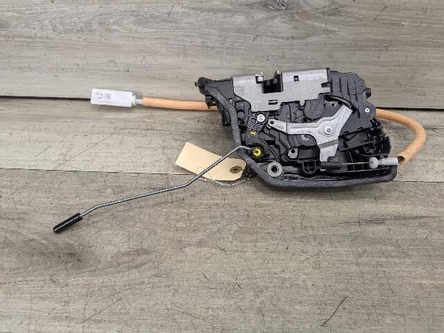 OEM BMW G05 G06 G07 G12 G16 G30 Rear RIGHT Door Soft Lock System Latch Actuator