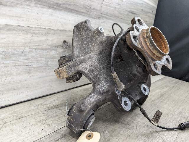 17-23 OEM BMW G30 530 540 M5550 REAR Right Passenger Hub Knuckle Bearing Carrier