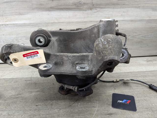 17-23 OEM BMW G30 530 540 M5550 REAR Left Drive Side Hub Knuckle Bearing Carrier