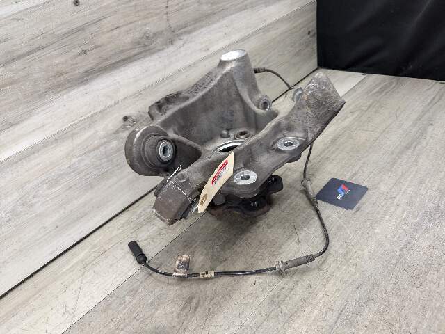 17-23 OEM BMW G30 530 540 M5550 REAR Left Drive Side Hub Knuckle Bearing Carrier