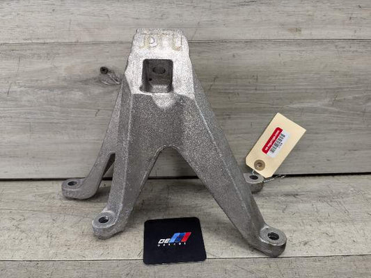 OEM BMW G05 G12 G14 G30 Left Driver Side Engine N63R Motor Mount Bracket Support